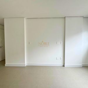 Apartamento com 117m², 3 dormitórios, 3 suítes, 2 vagas no Freedom em Torres para Comprar