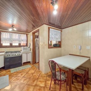 Apartamento com 107m², 3 dormitórios, 1 suíte, 1 vaga no Antares em Torres para Comprar