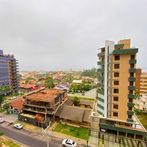 Apartamento com 140m², 3 dormitórios, 3 suítes, 2 vagas no Voga em Torres para Comprar