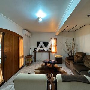 Casa com 197m² e 3 dormitórios no bairro Montanha em Lajeado para Comprar