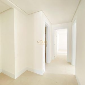 Apartamento com 130m², 3 dormitórios, 1 suíte, 2 vagas no Monterrey em Torres para Comprar