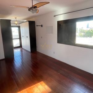 Apartamento com 140m², 3 dormitórios, 1 suíte, 1 vaga no Edificio Clezar em Torres para Comprar