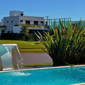 Casa de Condomínio com 220m², 3 dormitórios, 3 suítes, 2 vagas no Reserva das Águas em Torres para Comprar