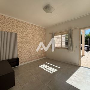 Sobrado com 71m² e 2 dormitórios no bairro Universitário em Lajeado para Comprar