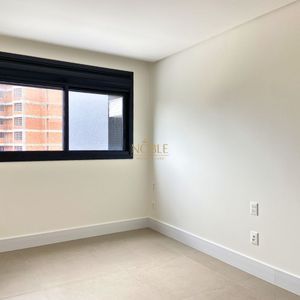 Apartamento com 108m², 3 dormitórios, 1 suíte, 2 vagas no Urban em Torres para Comprar