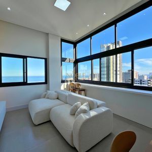 Apartamento com 78m², 2 dormitórios, 1 suíte, 3 vagas no Vista Mare em Torres para Comprar