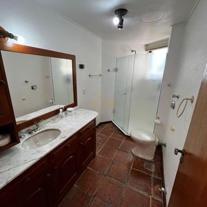 Apartamento com 142m², 3 dormitórios, 1 suíte, 1 vaga no Rocaed em Torres para Comprar