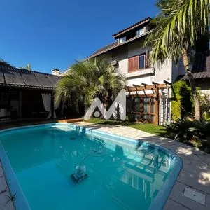 Casa e 3 dormitórios no bairro Alto do Parque em Lajeado para Comprar