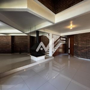 Casa com 400m² e 3 dormitórios no bairro Alto do Bronze em Estrela para Comprar ou Alugar