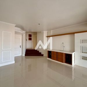 Apartamento com 232m² e 3 dormitórios no bairro São Cristóvão em Lajeado para Comprar