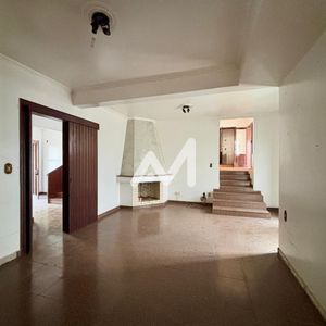 Casa com 500m² e 3 dormitórios no bairro Américano em Lajeado para Alugar