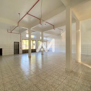 Sala Comercial com 298m² no bairro Centro em Lajeado para Alugar