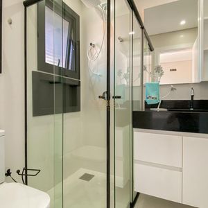 Apartamento com 110m², 3 dormitórios, 1 suíte, 2 vagas no Roca em Torres para Comprar