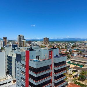Apartamento com 53m², 1 dormitório, 1 suíte, 1 vaga no Punta Del Sole em Torres para Comprar