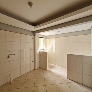 Apartamento com 55m² e 1 dormitório no bairro Centro em Lajeado para Alugar