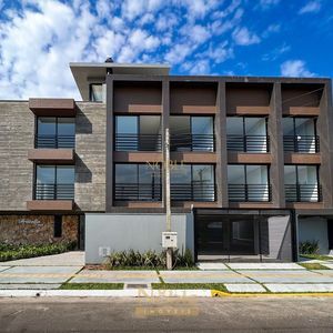 Apartamento com 31m², 1 dormitório, 1 vaga no Fratello em Torres para Comprar