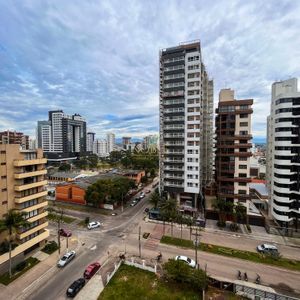 Apartamento com 110m², 3 dormitórios, 1 suíte, 1 vaga no Yokohama em Torres para Comprar