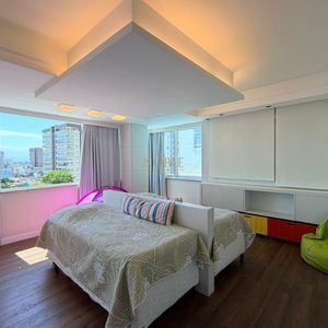 Apartamento com 203m², 3 dormitórios, 3 suítes, 2 vagas no Costa Azzurra em Torres para Comprar