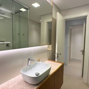 Apartamento com 142m², 3 dormitórios, 3 suítes, 2 vagas no Voga em Torres para Comprar