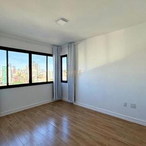 Apartamento com 80m², 2 dormitórios, 1 suíte, 1 vaga no Trade Center em Torres para Comprar