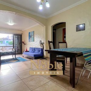 Apartamento com 110m², 2 dormitórios, 1 suíte, 1 vaga no Edificio Punta Balena em Torres para Comprar