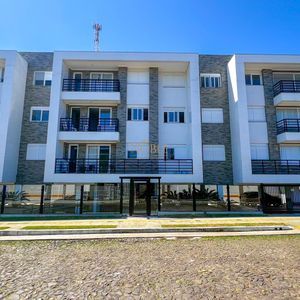 Apartamento com 84m², 2 dormitórios, 1 suíte, 2 vagas no Ilha de Creta em Torres para Comprar