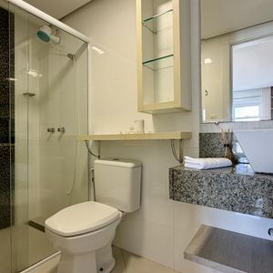 Apartamento com 105m², 3 dormitórios, 2 vagas no Michelângelo em Torres para Comprar