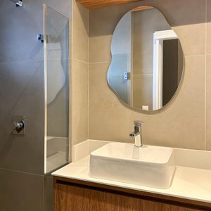 Apartamento com 78m², 2 dormitórios, 2 suítes, 1 vaga no Rosa dos Ventos em Torres para Comprar