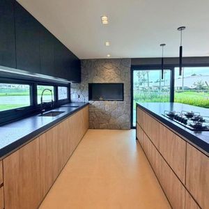 Casa de Condomínio com 390m², 5 dormitórios, 5 suítes, 3 vagas no Condomínio Ilhas Park em Torres para Comprar