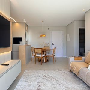 Apartamento com 70m², 2 dormitórios, 1 suíte, 2 vagas no Toronto em Torres para Comprar