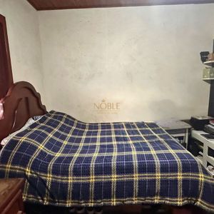 Casa, 3 dormitórios, 2 vagas no bairro Centro em Torres para Comprar