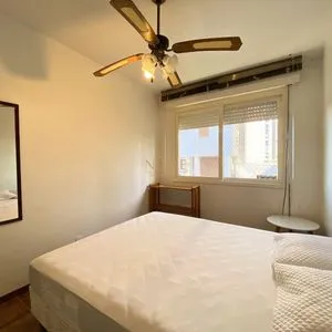 Apartamento com 52m², 1 dormitório, 1 vaga no San Remo em Torres para Comprar