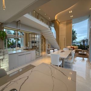 Casa de Condomínio com 359m², 4 dormitórios, 4 suítes, 2 vagas no Reserva das Águas em Torres para Comprar