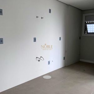 Apartamento com 106m², 3 dormitórios, 1 suíte, 1 vaga no Toronto em Torres para Comprar