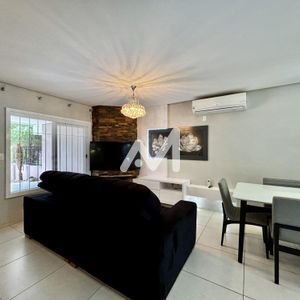 Sobrado com 147m² e 3 dormitórios no bairro Universitário em Lajeado para Comprar