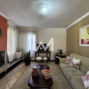 Casa com 185m² e 3 dormitórios no bairro Alto do Parque em Lajeado para Comprar