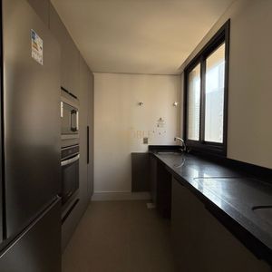 Apartamento com 98m², 2 dormitórios, 2 suítes, 2 vagas no Praça Quatro em Torres para Comprar