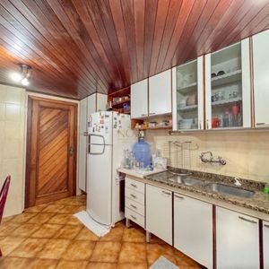 Apartamento com 107m², 3 dormitórios, 1 suíte, 1 vaga no Antares em Torres para Comprar