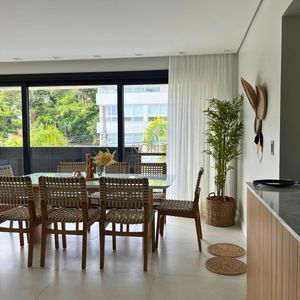 Apartamento com 122m², 3 dormitórios, 1 suíte, 2 vagas no Roca em Torres para Comprar