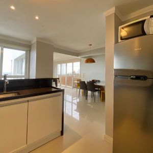 Cobertura com 380m², 5 dormitórios, 3 suítes, 3 vagas no Firenze em Torres para Comprar