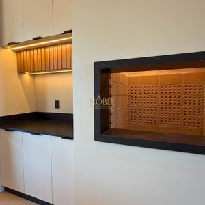 Casa com 180m², 3 dormitórios, 1 suíte, 2 vagas no bairro Praia da Cal em Torres para Comprar