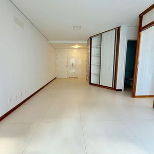 Apartamento com 73m², 1 dormitório, 1 vaga no Vesta em Torres para Comprar