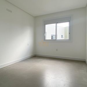 Apartamento com 150m², 3 dormitórios, 1 suíte, 1 vaga no Morada do Parque em Torres para Comprar