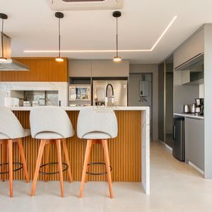 Casa de Condomínio com 375m², 4 dormitórios, 4 suítes, 2 vagas no Condomínio Ilhas Park em Torres para Comprar