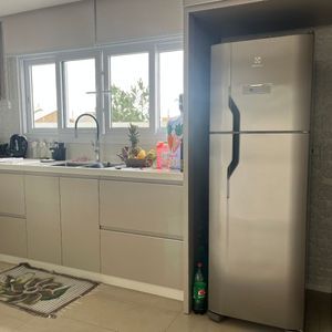 Casa com 180m², 3 dormitórios, 1 suíte, 4 vagas no bairro Novo Passo em Passo de Torres para Comprar