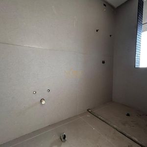 Apartamento com 196m², 3 dormitórios, 3 suítes, 3 vagas no Vanguard em Torres para Comprar