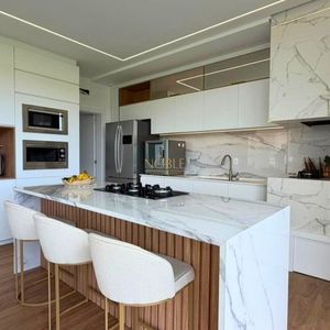 Casa com 258m², 4 dormitórios, 4 suítes, 2 vagas no Reserva das Águas em Torres para Comprar