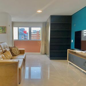 Apartamento com 109m², 3 dormitórios, 1 suíte, 2 vagas no San Pietro em Torres para Comprar