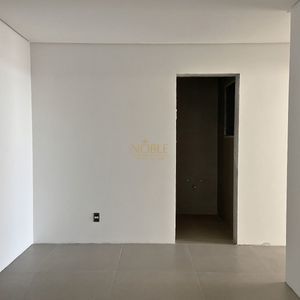 Apartamento com 80m², 2 dormitórios, 1 suíte, 1 vaga no Mirage em Torres para Comprar