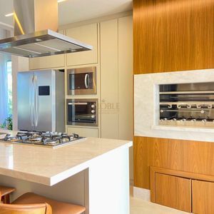 Casa com 230m², 3 dormitórios, 3 suítes, 4 vagas no Reserva das Águas em Torres para Comprar